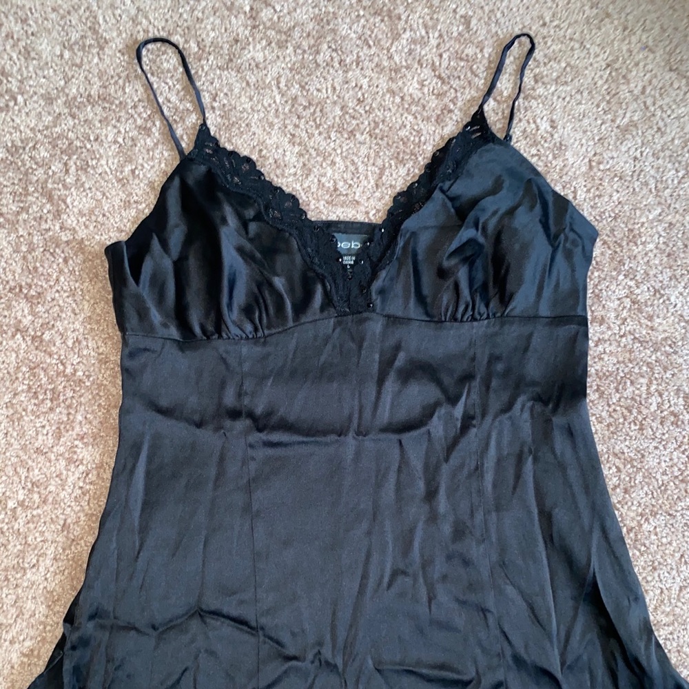 ‼️sold‼️BEBE black silky with lace top